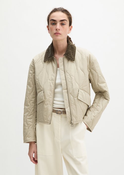 Barn-style regular cotton quilted jacket — Linen Beige