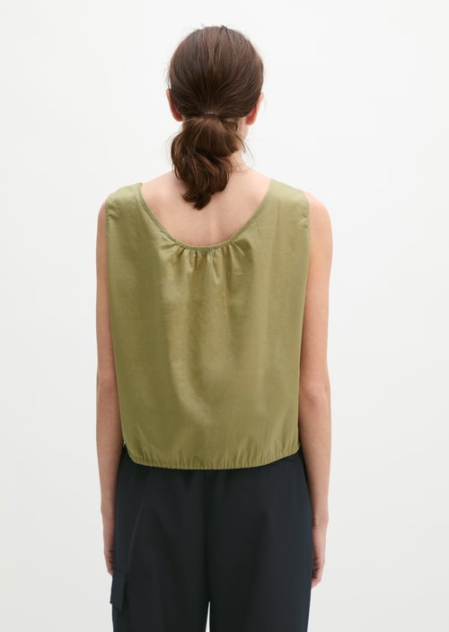 Sleeveless blouse regular — Pure Sage