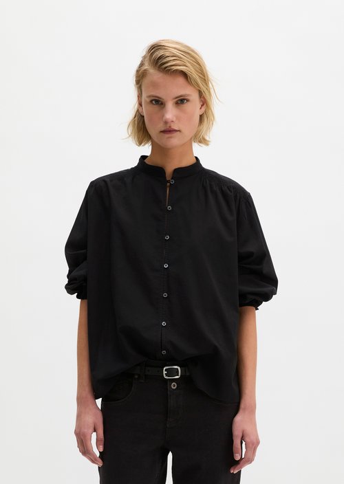 Relaxed blouse — Black