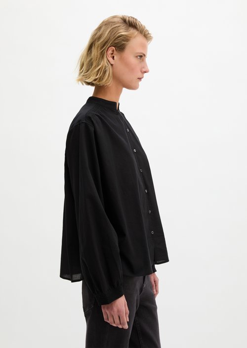 Relaxed blouse — Black