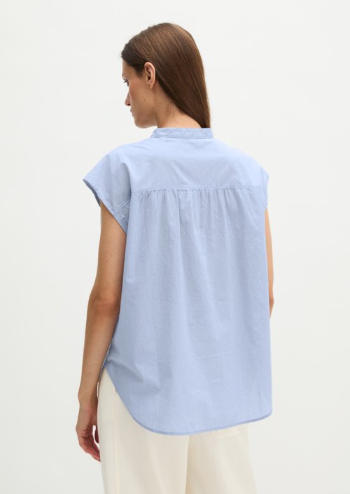Relaxed sleeveless blouse — Morning Blue