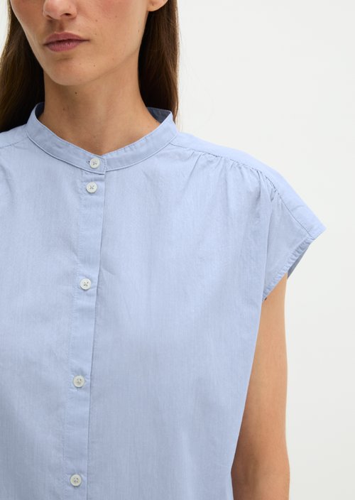 Relaxed sleeveless blouse — Morning Blue
