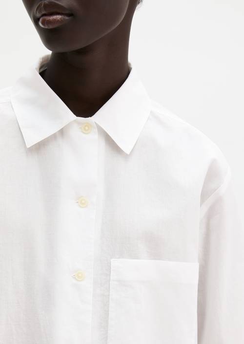 Bluse mit Schleifchen-Detail regular White in Detailansicht