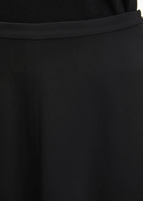 Flared skirt Black in detail view