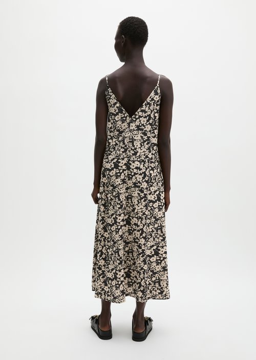 Summer dress A-shape — Black