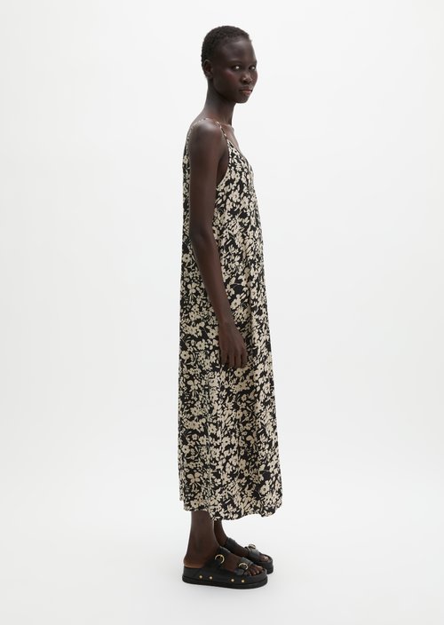 Summer dress A-shape — Black