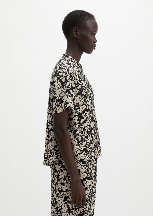 Regular blouse — Black