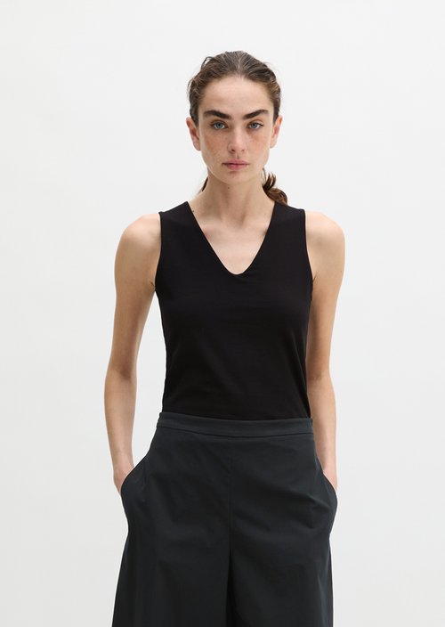 Slim-Fit V-Neck Top — Black