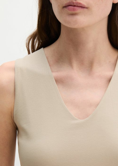Slim-Fit V-Neck Top — Linen Beige