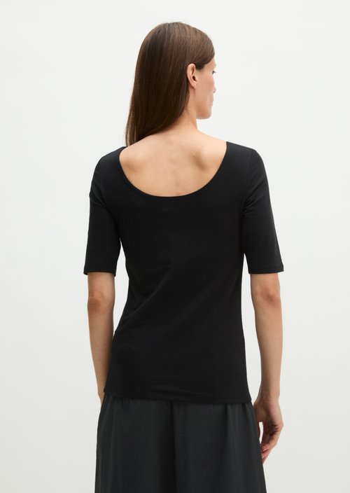 Slim-fit T-shirt — Black
