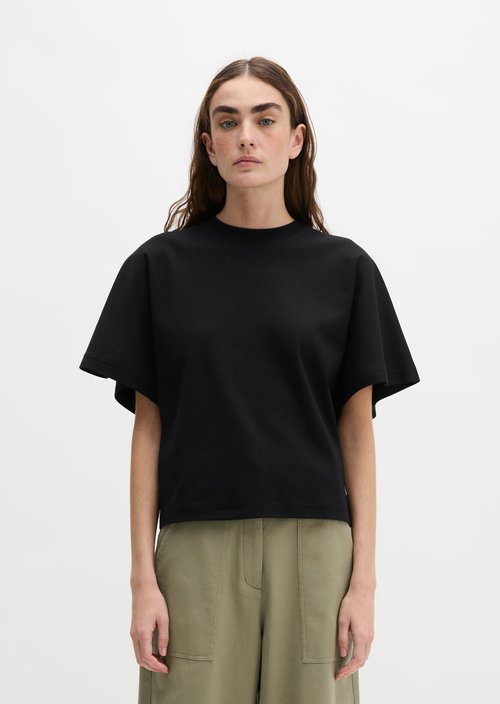 Relaxed T-shirt — Black
