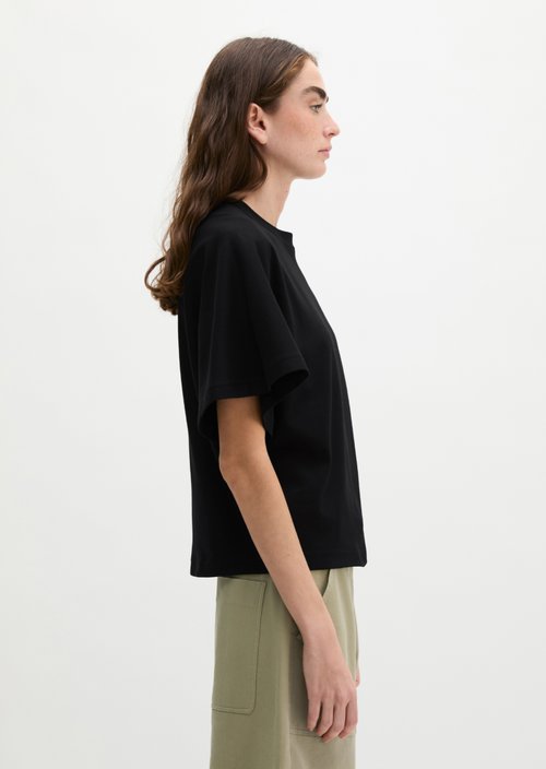Relaxed T-shirt — Black