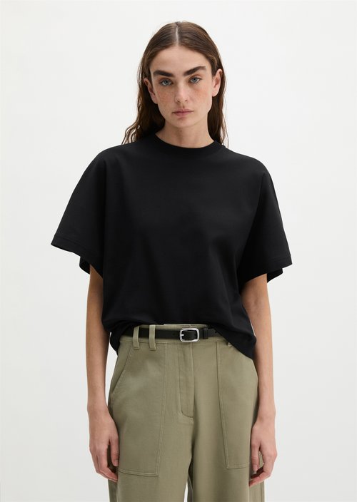Relaxed T-shirt — Black