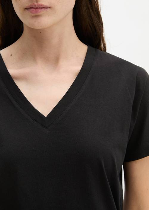 T-shirt regular Black en vue détaillée