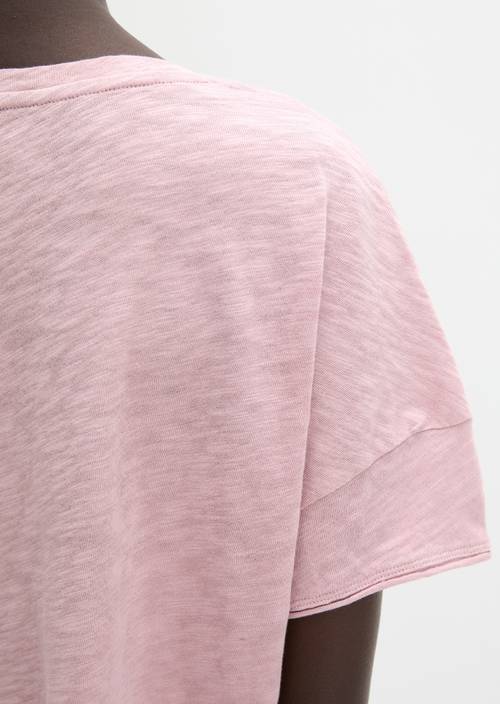 Regular T-shirt Mild Rose in detail view