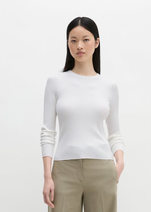 Sweater DFB Travel Collection — Silky White