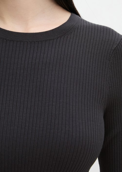 DFB Travel Collection Sweater — Deep Night Blue