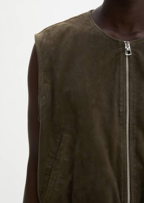 Leather vest regular Mossy Earth in detail view