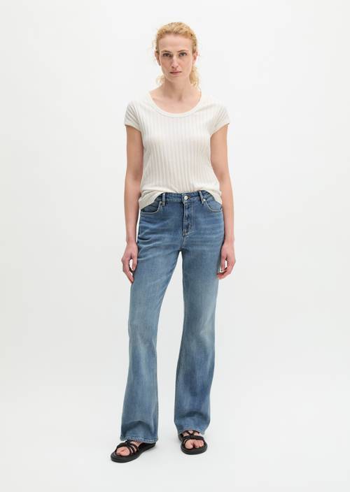 Jeans model Kiruna flared Light Blue in front view