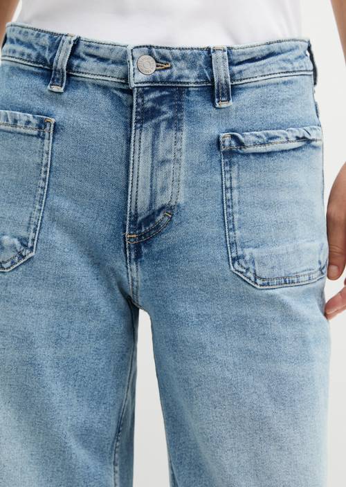 Jeans Model Lania wide Light Blue in Detailansicht
