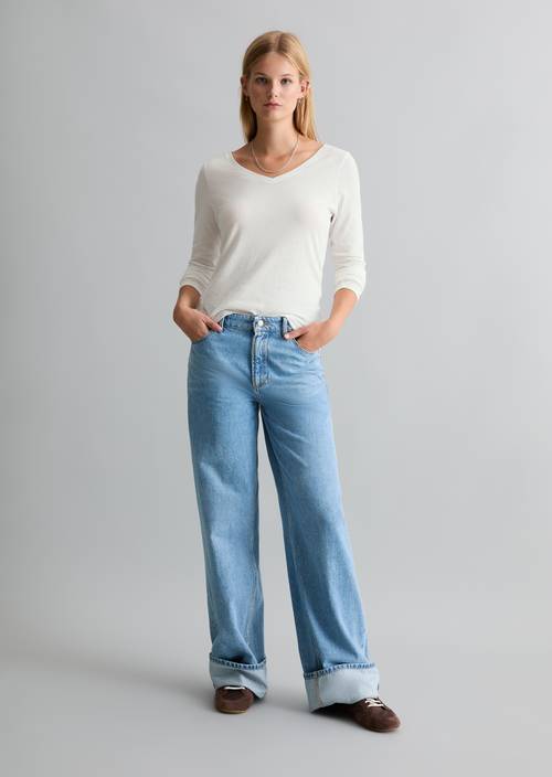 Jeans modèle Tomma wide Medium Blue en vue de face