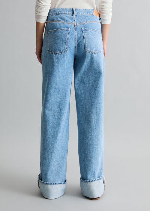 Tomma Wide Jeans — Medium Blue