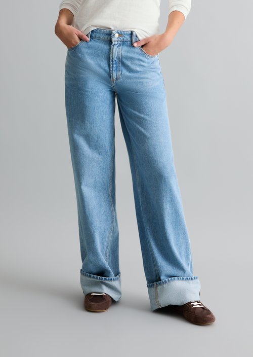 Tomma Wide Jeans — Medium Blue
