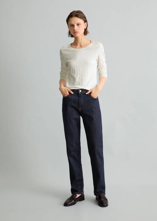 Jeans modèle Olina, coupe droite Dark Blue en vue de face