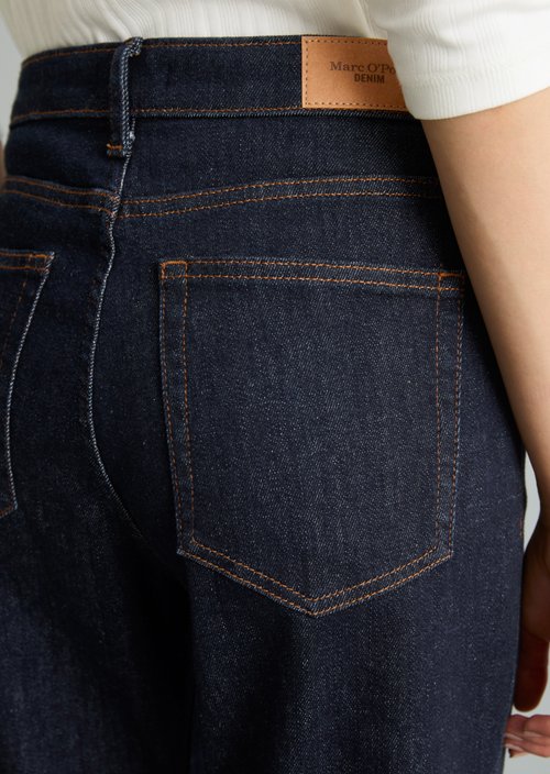 Olina Straight-Leg Jeans — Dark Blue