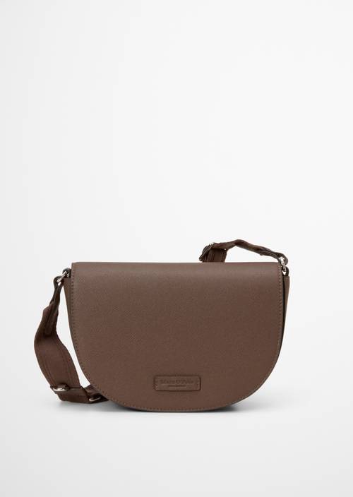Umhängetasche Model Vika small Dark Walnut in Frontalansicht