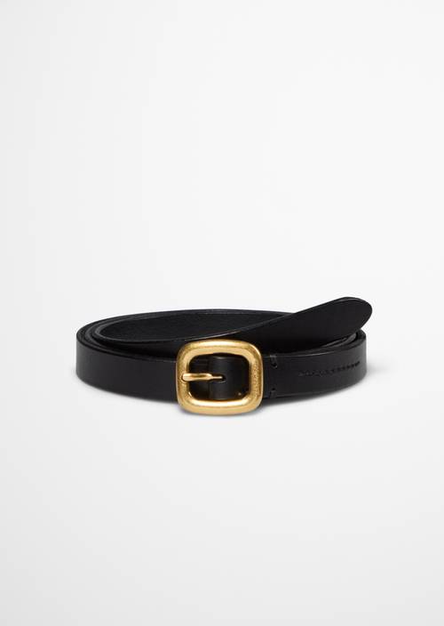 Adina Belt Black in front view