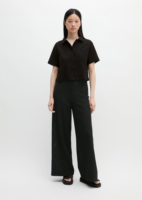 Relaxed crochet blouse — Black
