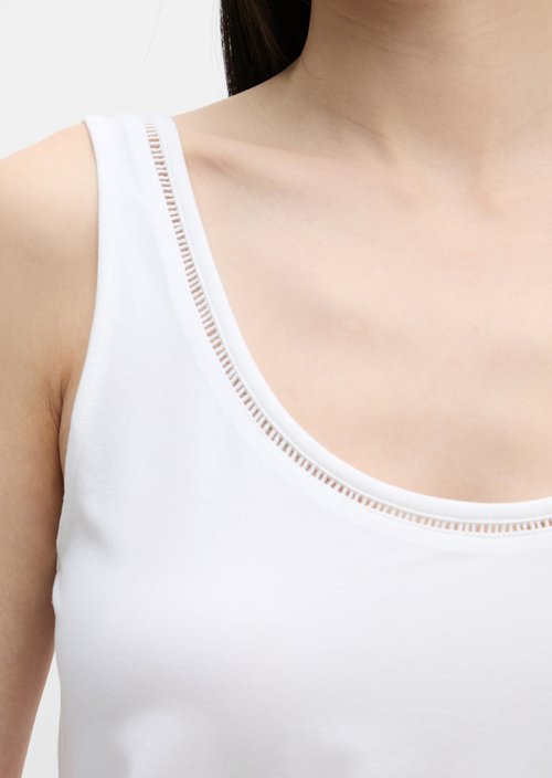 Top relaxed — White