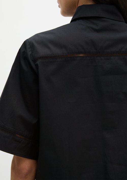 Regular short-sleeved blouse — Black