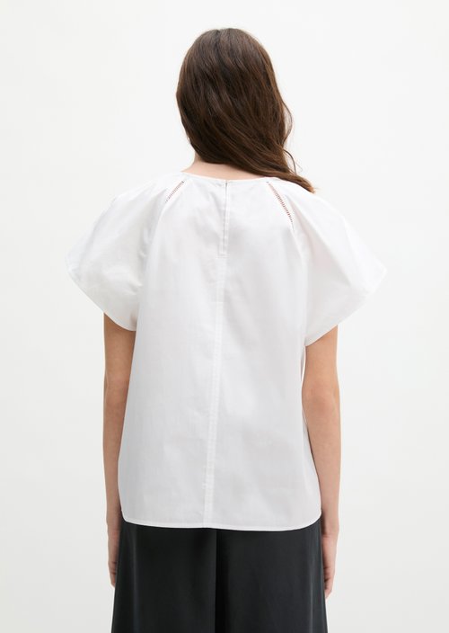 Regular short-sleeved blouse — White