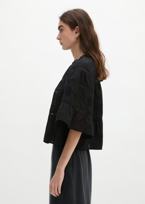 Boho blouse in a relaxed folklore style — Black