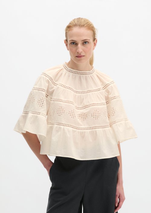 Boho blouse in a relaxed folklore style — White Cotton