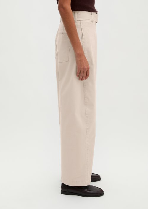 Barrel pants with belt — Natural
