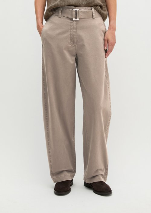 Barrel pants with belt — Stone Taupe