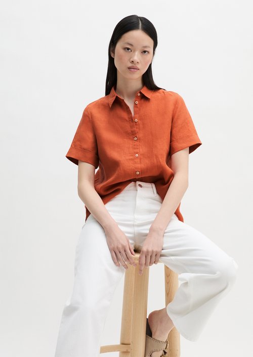 Regular short-sleeved linen blouse — Warm Orange