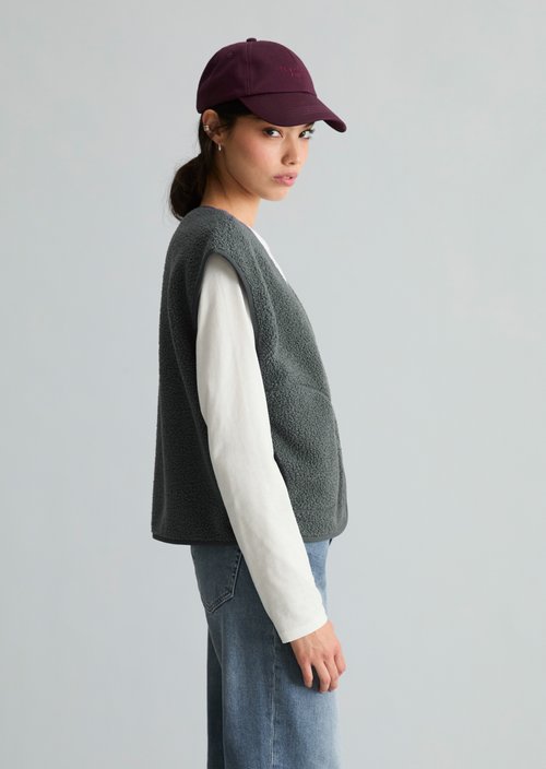 Casual Teddy Vest — Light Graphite