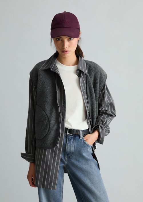 Casual Teddy Vest — Light Graphite