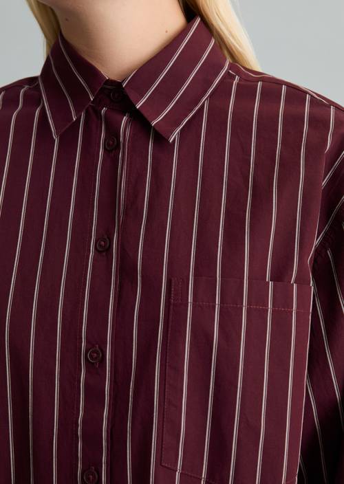 Gestreifte Bluse loose Dark Red in Detailansicht