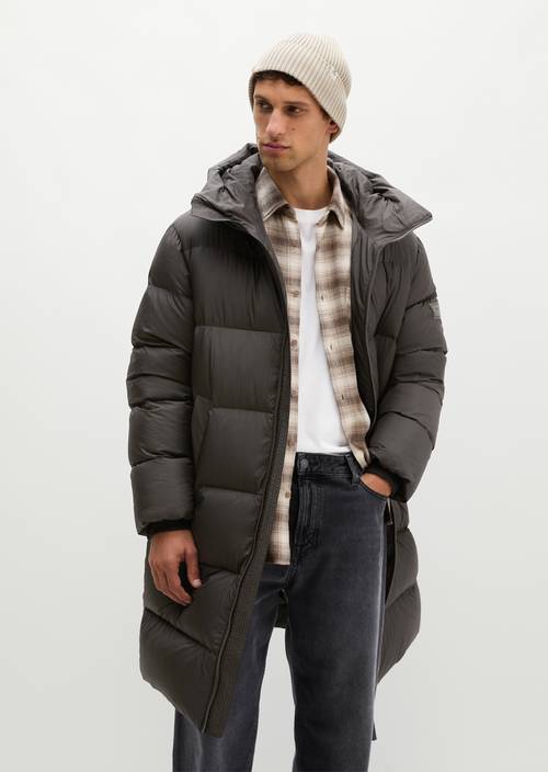 Regular-Fit Down Coat Wooden Earth in front view