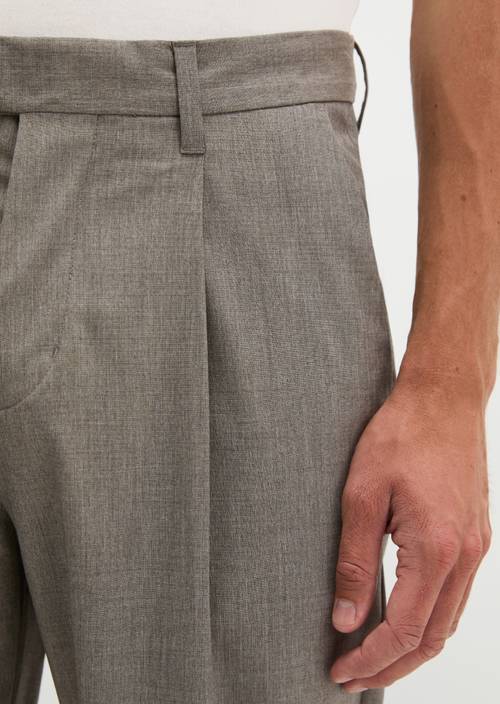 Belsbo Pleated Relaxed-Fit Pants Medium Grey in detail view