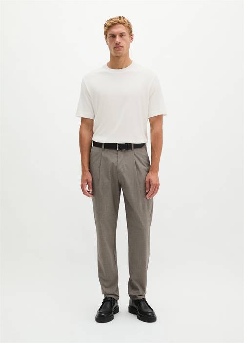 Belsbo Pleated Relaxed-Fit Pants Medium Grey in front view