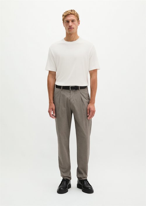 Belsbo Pleated Relaxed-Fit Pants — Medium Grey