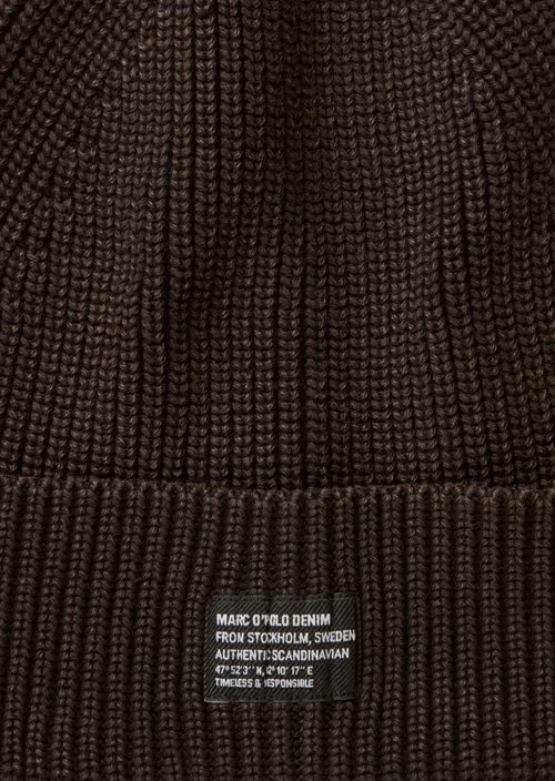 Knitted hat — Chocolate Brown