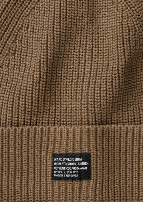 Knitted hat — Cold Taupe