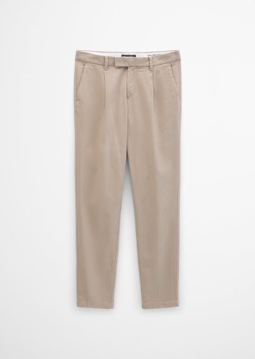 Osby Pleated Tapered Chino Pants — Charleston Gray